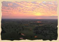 Sonnenaufgang über dem Okavango Delta Sonnenaufgang über dem Okavango Delta