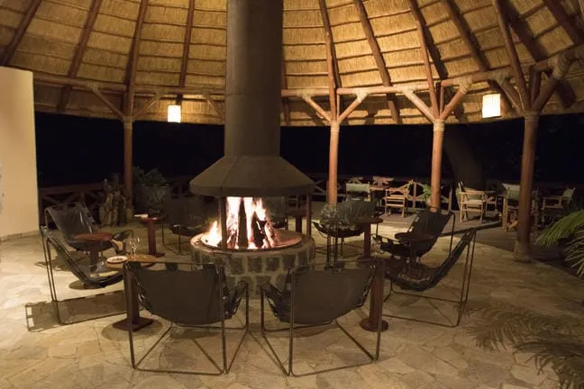 33 Mikeno Lodge Campfire